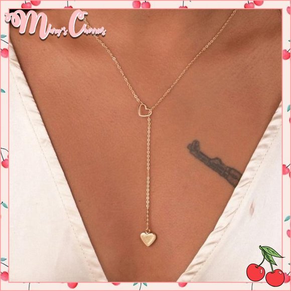 Mary's Cherries Boutique Jewelry - 2/$25🍒 LAST ONE 😱 ENTWINE 💕 Heart Necklace